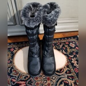 Women's Black Fur-Lined Winter Boots